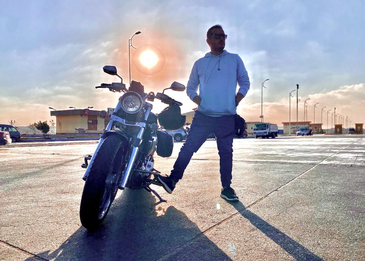 A great example when the sun ruined the pose :D